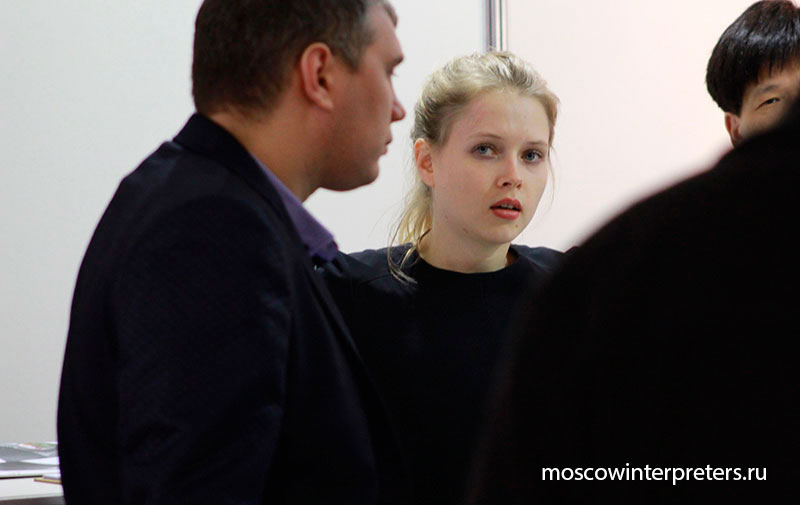 Hostess Exhibition Translator for Moscow Boat Show