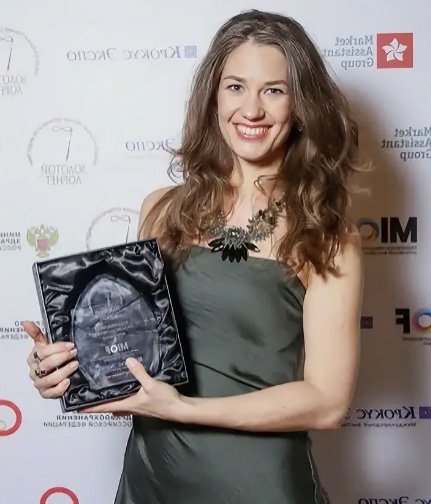 Russian Interpreter Hostess for MIOF Moscow International Optical Fair in Crocus Expo