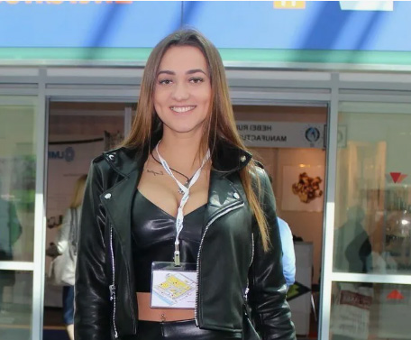 Russian Interpreter for Stylish Home. Objects & Tableware in Crocus Expo